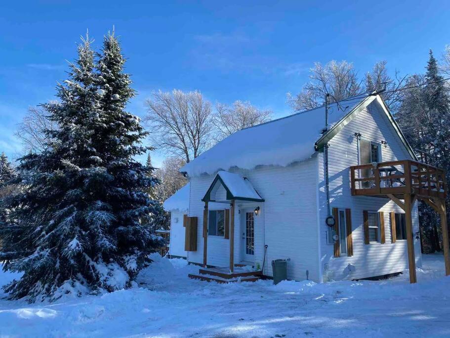 Le Jazz- Chalet Rustique/Chic Avec Spa Notre-Dame-Des-Bois Eksteriør bilde